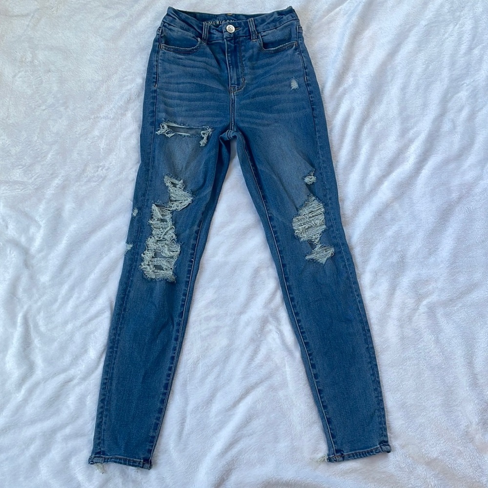 American Eagle curvy hi-rise jegging distressed size 4